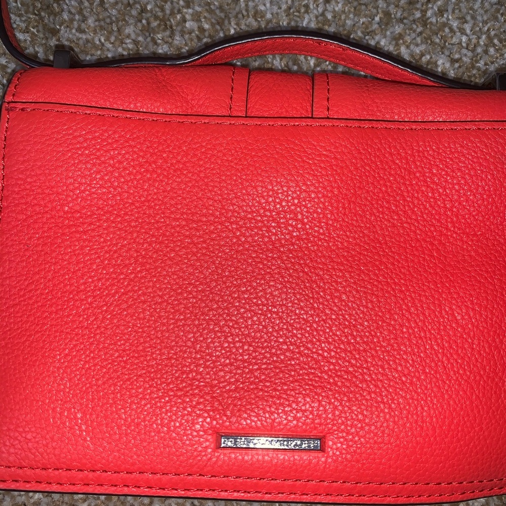 Purse - Picture 2 of 3